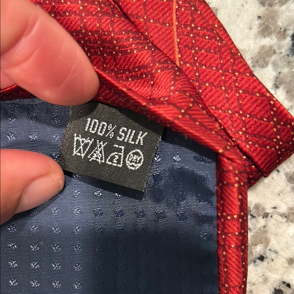Vito Rofolo Red Geometric Pattern Tie - Picture 4 of 6